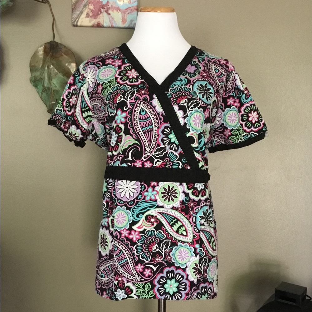 Nursing scrub top 2XL